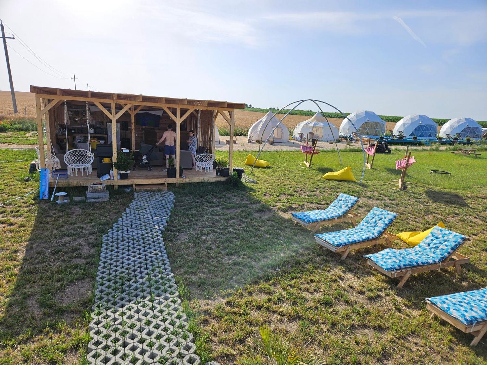 Mar A Lago Glamping23 Douazeci si Trei August Ngoại thất bức ảnh